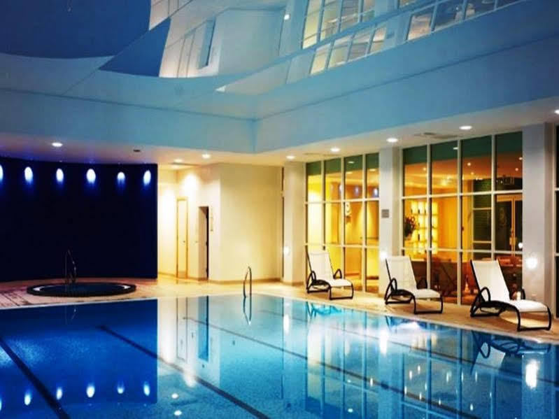 摄政公园酒店 萨彻姆 外观 照片
